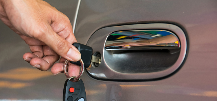 Car door lock repair in Mountain View